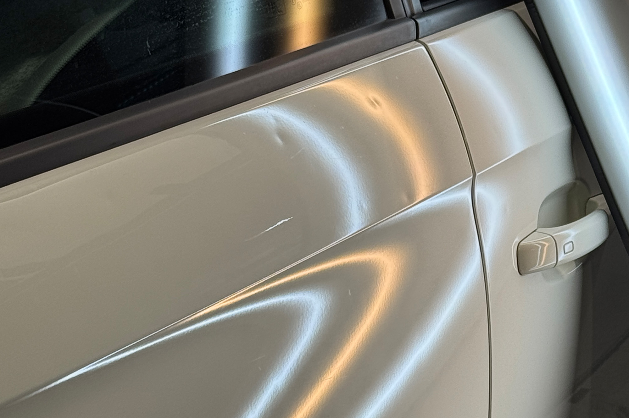 Glas- und Karosseriearbeiten